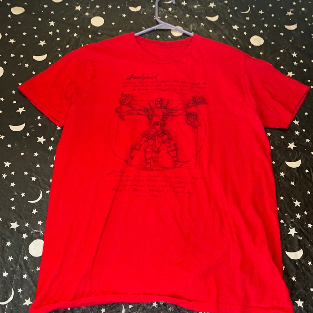 Men’s Size L Novelty tee Deadpool